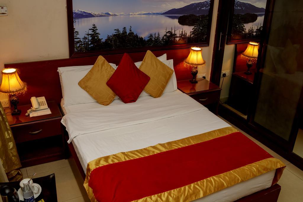 Apartment Royale Hotel & Suite ลากอส ภายนอก รูปภาพ